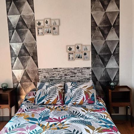 Appartement Chaleureux De 82M2 Proche De Vulcania Pontaumur Bagian luar foto